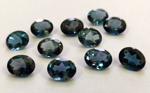 Topacio azul Londres natural Corte ovalado 6x8mm Facetado-Topacio azul Londres Suelto - Product Image 3
