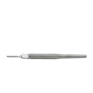 Manche de scalpel Barron de qualité supérieure pour des coupes chirurgicales précises et une prise en main confortable en chirurgie et en médecine - Product Image 1
