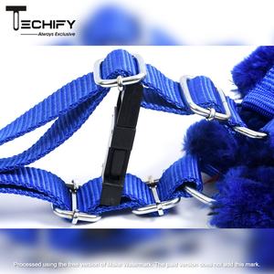 Arnés de nailon acolchado suave para perros con forro de piel, diseño ajustable sin tirones para un control de mascotas cómodo y elegante - Product Image 3