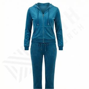 Survêtement en velours personnalisé pour femmes, 2 pièces, sweat-shirt à capuche, pantalon, chaud, confortable, à porter au quotidien, vente en gros, vêtements de sport haut de gamme - Product Image 1