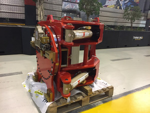 Pinza para Rollos de Papel de Primera Calidad con Rotación de 360 Grados, Pinza para Papel Higiénico, Accesorios para Montacargas con Rotación de 360 Grados - Product Image 3