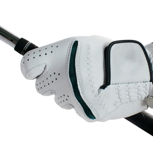 Gants de golf en cuir confortables et durables avec accessoires de sport avec logo personnalisé fabriqués au Pakistan - Product Image 6