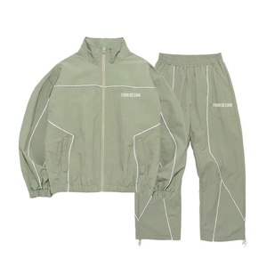 Service OEM ODM – Ensemble survêtement coupe ample 2 pièces personnalisé pour femme, léger, oversize, en nylon PVC antibactérien, pour homme - Product Image 1