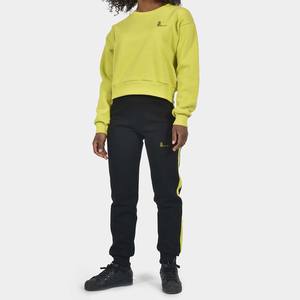 เสื้อครอปสตรีผ้าฝ้ายโพลีเอสเตอร์สีพื้นผ้าเทอร์กันหด300กรัมปักลายฤดูหนาว - Product Image 1