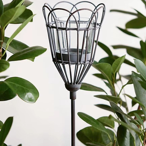 Palo de jardín de metal decorativo elegante adecuado para camas de flores caminos de césped y decoración de macetas de jardín - Product Image 1