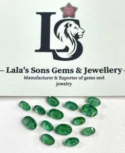 Esmeralda Zambiana 100% Natural de Alta Calidad, 6x4-5x7mm, Forma Ovalada Calibrada, Color Verde Medio, Gema Suelta para Joyería - Product Image 5