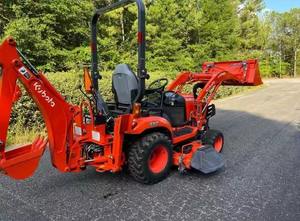 Kubota รถแทรกเตอร์4WD G261สำหรับงานหนักรถแทรกเตอร์ขนาดเล็กพร้อมรถตักดินรถแทรกเตอร์แบคโฮ - Product Image 5