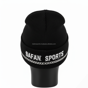 Gorro de invierno de punto de costilla acrílica de alta calidad para hombre, estilo de moda negro con bordado 3D y gorro jacquard con diamantes de imitación - Product Image 2