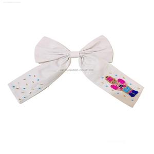 Arco de Navidad con cuentas para mujer, accesorios adornados, fabricación india, lazos con cuentas para niños, lazo de cocodrilo con cuentas de semillas artesanales - Product Image 4