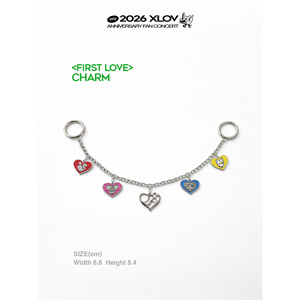 XLOV [FIRST LOVE] Charme Officiel de la Marque - Article de Collection pour Fans de K-Pop - Product Image 3