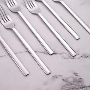 Lot de 6 mini-fourchettes écologiques en acier inoxydable argenté pour la maison et la restauration - Product Image 4