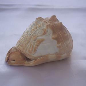 Cassis Rufa Tallado Vishnu Dios Ornamento Seashell Joyería con material de concha duradero - Product Image 3