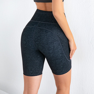 Pantalones Cortos Deportivos de Ciclismo para Mujer, de Algodón/Spandex, Tejidos, con Bolsillos Laterales, Ajuste Regular, Largo hasta el Muslo, Diseño Personalizable - Product Image 4