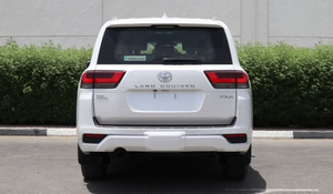 LANDCRUISER 300 GXR V6 4.0L Diesel SUV 2022 - Product Image 4