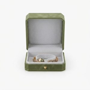 Boîte à bijoux octogonale en velours vert, intérieur en similicuir blanc, pour bracelets et montres, vente en gros - Product Image 2