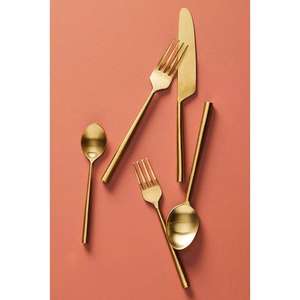 Couverts en acier inoxydable polyvalents avec des lignes élégantes utilisés dans les maisons hôtels ou les fonctions formelles - Product Image 2