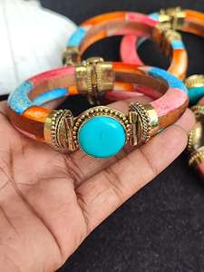 Bracelet manchette pour femme en os naturel de haute qualité, fait main, personnalisé, couleurs assorties, avec perles et diamants, étanche, tendance, style indien - Product Image 6