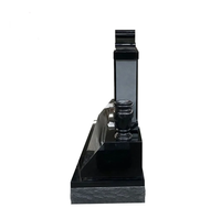 Statue contemporaine moderne de Russie en granit noir absolu, pierre tombale commémorative pour cimetière, monuments, grande dalle pour villa