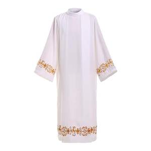 Robe de soutane rouge avec logo personnalisé et col détachable pour les hommes, vêtements traditionnels du clergé de l'église - Product Image 3