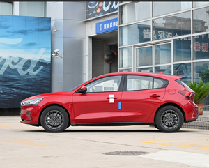 Voiture d'occasion en gros 0 km Fournisseur Chine Berline à essence Focus ST-Line Conduite à droite Sièges en cuir Caméra de recul Sans accident - Product Image 4