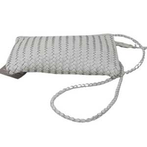 กระเป๋าสะพายที่ทนทานและมีสไตล์เหมาะสำหรับใช้ในชีวิตประจำวันการเดินทางและสำนักงานสั่งซื้อจำนวนมากจากผู้ผลิตอินเดียที่เชื่อถือได้ - Product Image 6