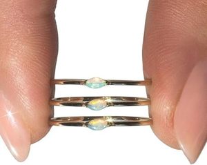 แหวนสตรีพลอยโอปอลธรรมชาติ October birthstone birthstone Minimal คริสต์มาสแฮนด์เมดเครื่องประดับ925แหวนเงินสเตอร์ลิง - Product Image 1