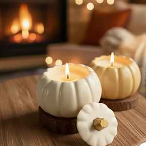 Pot en céramique en forme de citrouille, bougie parfumée à l'aromathérapie, bougie en cire de soja naturelle, nouveau design créatif pour la décoration de la maison, cadeau - Product Image 1