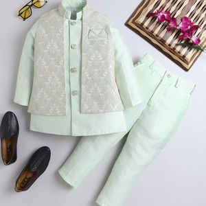 Sherwani Moderno para Niños, Traje Tradicional de Seda para Bodas y Fiestas con Detalles Finos - Product Image 1