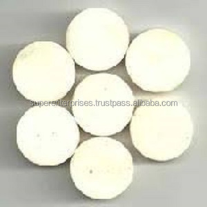 Blancs de boutons de vache et de buffle naturels Disque rond vierge d'écrou durable Taille 16 T0 29 MM à vendre - Product Image 1