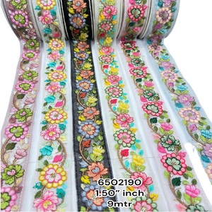 Dentelles de broderie florales multicolores chics faites sur commande pour des styles à la mode. Idéal pour les robes de couture, saris - Product Image 1