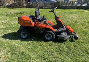 Tractor Cortacésped Industrial de 4 Tiempos, 216Ts, con Tracción en las 4 Ruedas, para Corte de Césped - Product Image 4