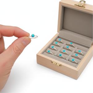 Anillo Clásico y Elegante de Plata de Ley 925 con Turquesa Natural, Piedra de Nacimiento de Diciembre, Engaste de Bisel, Forma de Labios, Fino - Product Image 3