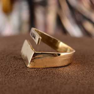 Top Vente Unique Géométrique Signet Texture Ouvert Anneau Réglable Femmes 18k Plaqué Or Laiton Massif À La Mode Personnalisée À La Mode - Product Image 4