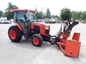 Tracteur L4060 2015 Robuste et Compact avec Confort Premium - Product Image 4