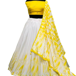 Incroyable Oeuvre Imprimée Bollywood Fashion Designer Haldi cérémonie Choli Avec Broderie Fantaisie Travail Dupatta Avec Dentelle Fantaisie - Product Image 1