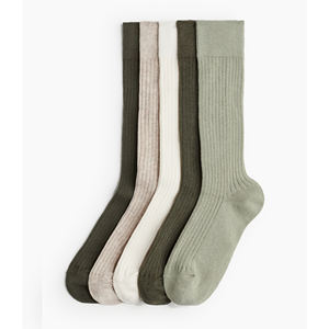 Calcetines largos atléticos de diseño personalizado Ropa deportiva de estilo Hip Hop unisex con función antideslizante Temporada de otoño Calcetines con logotipo de color gris - Product Image 1