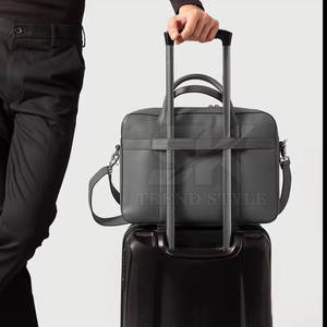 Sacs pour ordinateur portable en cuir imperméable à prix de gros, design personnalisé, sac pour ordinateur portable en cuir très vendu - Product Image 5