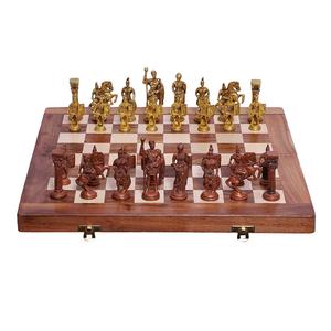 Juego de Ajedrez de Madera con Piezas Magnéticas, Diseño Plegable Hecho a Mano, Fácil de Transportar, Juego de Estrategia Compacto para Niños - Product Image 5