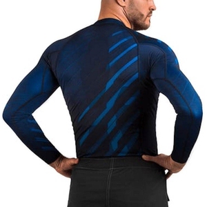Diseña tu propia impresión sublimada lisa al por mayor MMA rash guard de alta calidad de manga larga personalizada Rash Guard para hombres - Product Image 2