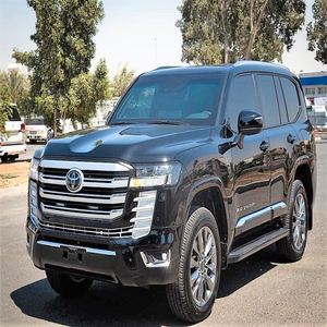 Toyota Land Cruiser SUV, Faros LED Negros, Neumáticos R20, Volante a la Izquierda - Product Image 1