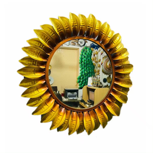 Nouvelle arrivée Miroir mural en métal doré décoratif pour la maison Meilleur miroir mural moderne au design personnalisé acheter directement de l'Inde - Product Image 6