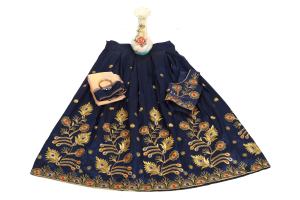 Conjunto de Lehenga Choli de Seda Azul Marino para Niñas, Completamente Cosido, Largo hasta el Suelo, con Bordado, de Shoryam Fashion |   Ropa Étnica para Fiestas y Bodas - Product Image 2