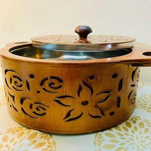 Caja de Madera Natural Hecha a Mano de Alta Calidad para Chapati de Boda, con Incrustaciones Decorativas de Metal, Apta para Lavavajillas, para Uso Diario - Product Image 4