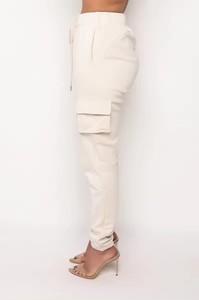 Pantalones de invierno informales para mujer de la mejor calidad, de talla grande, tela suave, nuevo forro polar, cierre de cintura elástica, bolsillos con cremallera frontal - Product Image 4