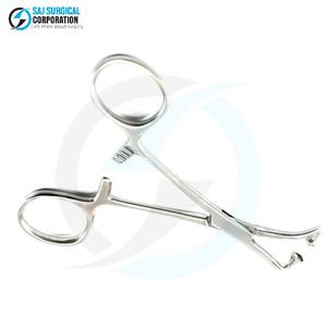 Pinces chirurgicales manuelles à boule et à fente en acier inoxydable, durables et réutilisables pour un maintien sûr des draps en salle d'opération - Product Image 3