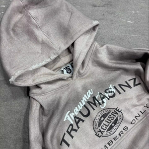 เสื้อฮู้ดผู้ชายหนาสีพื้นหนาปรับได้โลโก้ออกแบบได้ตามต้องการสำหรับผลิตในประเทศปากีสถาน - Product Image 2