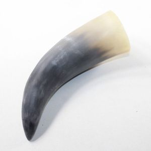 Authentique corne à boire en céramique artisanale de style viking tasse sculptée de bière et d'hydromel moderne pour les occasions de Noël - Product Image 6