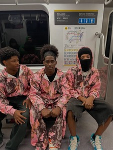 ชุดวอร์มกางเกงลายพรางสำหรับผู้ชายชุดวอร์มกางเกงขาบานลายพรางแนวสตรีทพิมพ์ลายพรางขนาดพลัสไซส์ออกแบบได้ตามต้องการ - Product Image 2