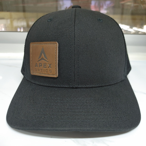 Casquettes en cuir structuré noir avec patch, fermeture snapback réglable, bandes intérieures imprimées, casquettes unisexes du Vietnam - Product Image 1
