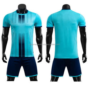 Nardon Apparel Vêtements de Sport Ensemble de Maillots de Football Personnalisés Maillot de Football Vintage Classique Ensemble Complet de Haute Qualité Uniforme de Football pour Hommes - Product Image 3